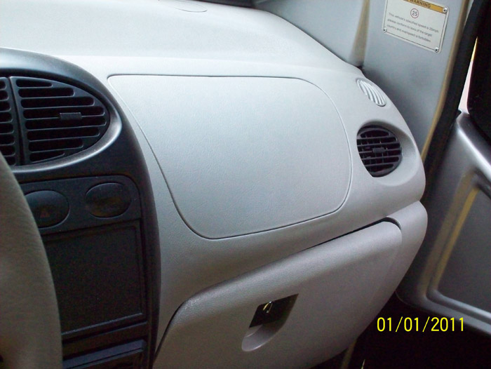 Airbag Glovebox area Oct 28